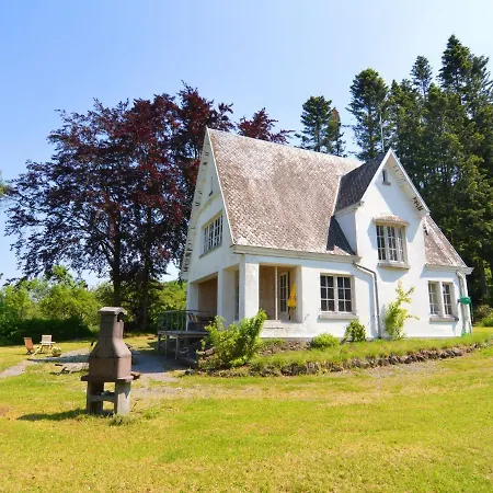 Hébergement de vacances A Superb In The Middle Of A Natural Park Hotton